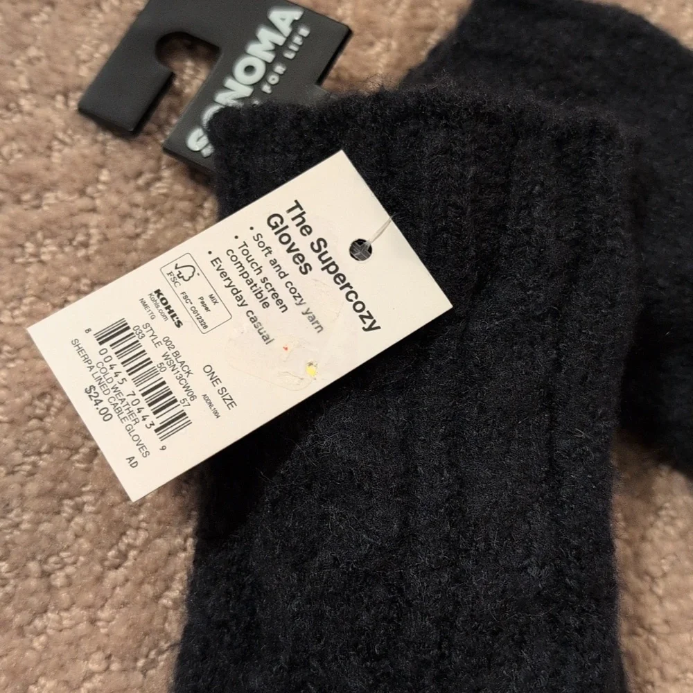Sonoma Supercozy Black Gloves NWT